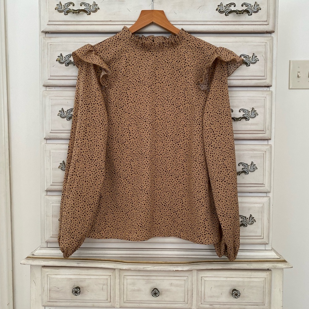 Vici Tan Spotted Top